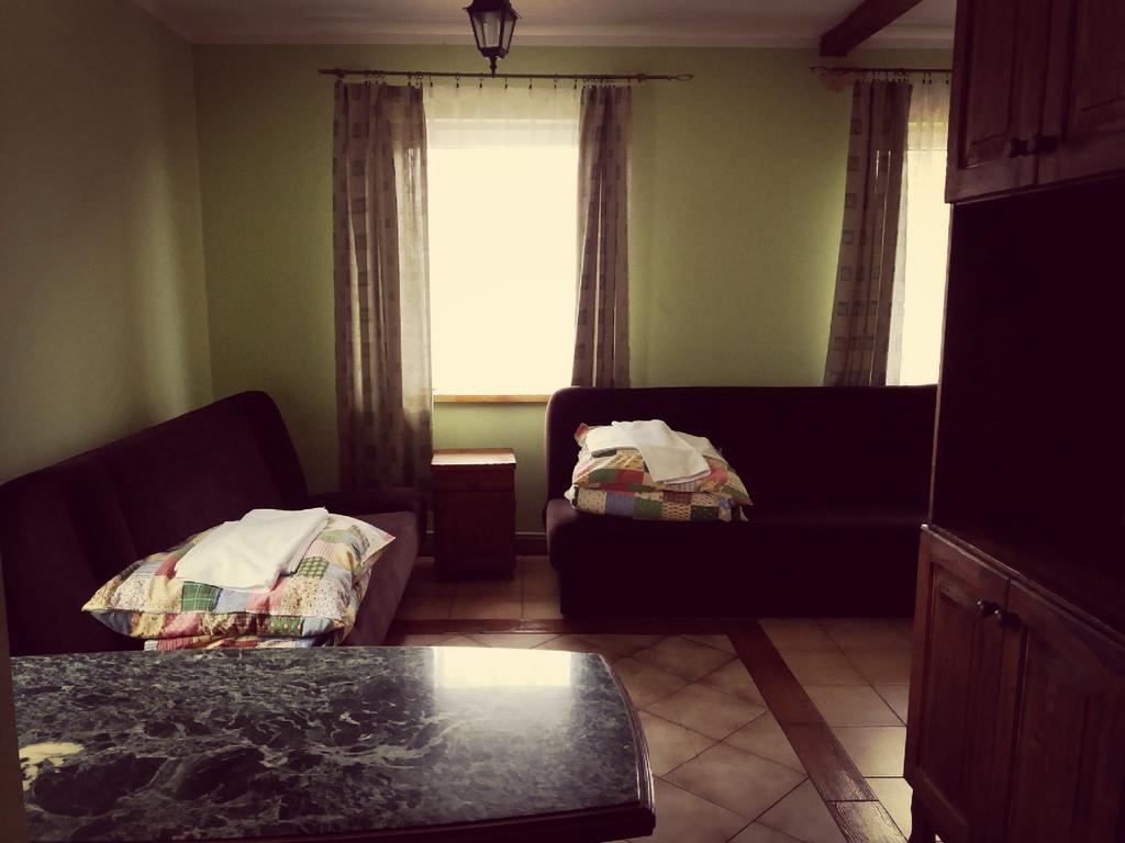 Ostoja Apartment Bialowieza Bagian luar foto